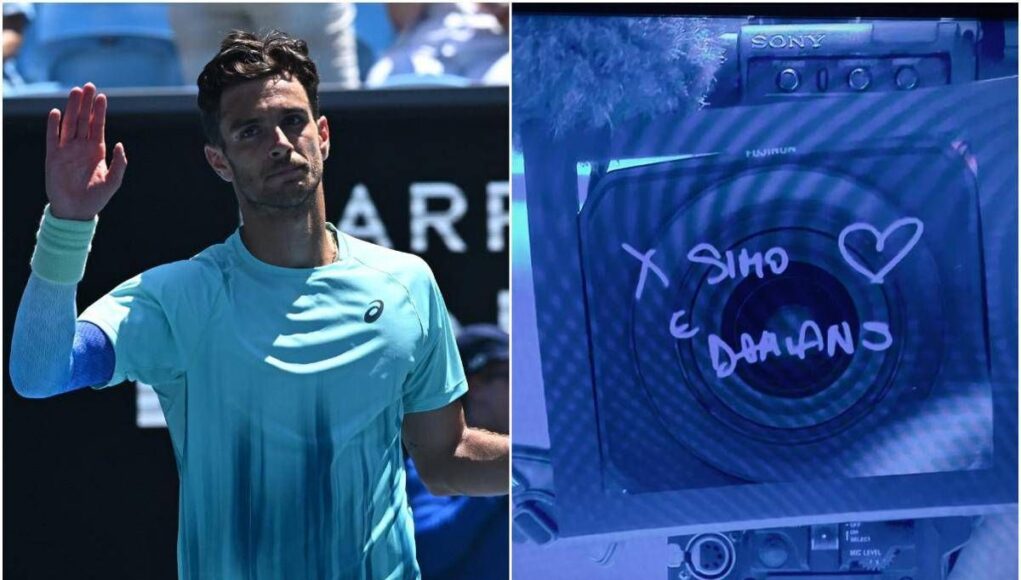 Australian Open, la commovente dedica di Musetti a coach Tartarini: “Per Simone e Damiano”