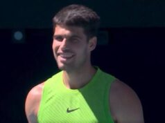 Australian Open, tifoso urla “Carlos Nadal!” e Alcaraz scoppia a ridere