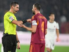 Bartesaghi tocca di mano, arbitro assegna rigore: proteste in Roma-Milan