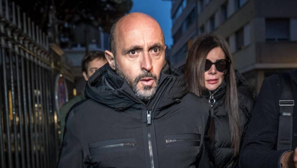 Crans-Montana, oggi la decisione sull’arresto di Moretti