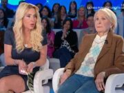 Domenica In, Valeria Marini e la mamma da Mara Venier: cosa è successo un anno fa