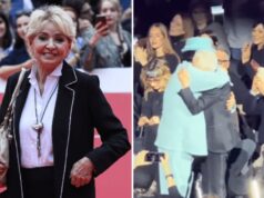 Enrica Bonaccorti, dopo l’abbraccio con Renato Zero: “Mi ha fatto sentire una rockstar”