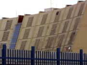 Firenze, Corte d’Appello condanna ispettrice e 8 agenti: “Torture a Sollicciano”