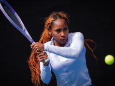 Gauff, debutto ok agli Australian Open e capelli rossi in ‘omaggio’ a Sinner