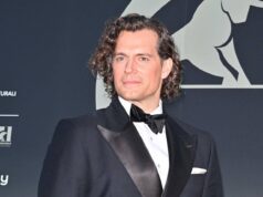 Henry Cavill è Highlander, ecco le prime immagini del nuovo film