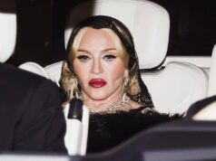 Iran, Madonna sostiene le proteste: “Tenete duro, rivoluzione necessaria”