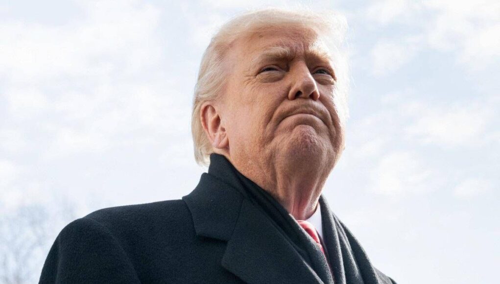 Iran, Trump alza il tiro e ora valuta attacco a Teheran: le possibili mosse del presidente