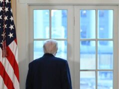 Iran, proteste represse nel sangue. Trump valuta l’attacco