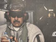 Maduro, la foto di Trump diventa uno spot: boom vendite per la felpa