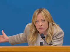 Meloni, domanda sulle tasse: “Quando pensate di farlo?”. E lei risponde ‘furiosa’
