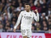 Real Madrid, la (rumorosa) protesta dei tifosi: Blancos sommersi dai fischi