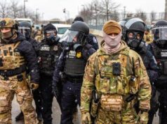 Scontri a Minneapolis, svolta di Trump: manda via Bovino e i suoi agenti