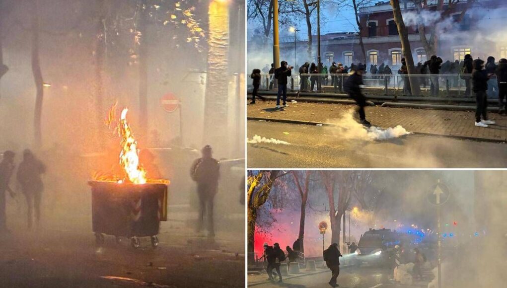 Scontri a corteo per Askatasuna, petardi e bombe carta contro le forze dell’ordine