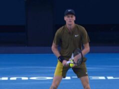 Sinner, il completo serale convince a metĂ : “Lo stilista tifa Alcaraz”