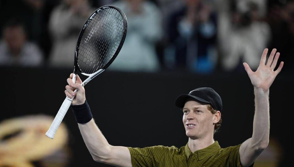 Sinner sulle montagne russe: rimonta Spizzirri, batte i crampi e vola agli ottavi degli Australian Open