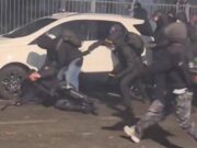 Torino, chi è l’agente aggredito nel corteo per Askatasuna