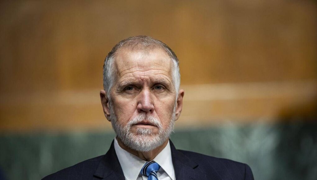 Trump versus Powell, il lungo duello tra tycoon e banchiere