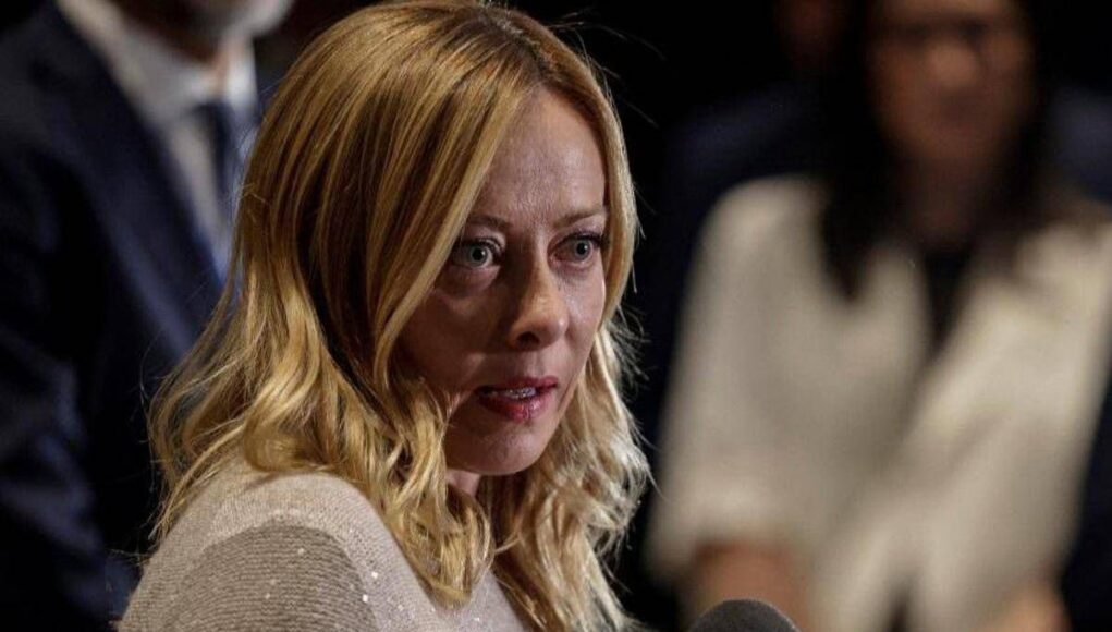 Ucraina, Meloni a Parigi il 6 gennaio per riunione volenterosi