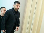 Ucraina-Russia-Usa, oggi vertice trilaterale negli Emirati. Zelensky: “Nodo Donbass resta”