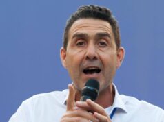 Antisemitismo, Vannacci contro proposta Scotto: “Liberticida, si preoccupi delle strade intitolate all’infoibatore Tito”