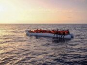 Migranti, Consulta: “Trattenimento richiedenti asilo sia conforme a Costituzione e diritto Ue”