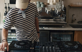 Torino scopre il Soft Clubbing con Morbida: il brunch in discoteca è già sold out SOFT CLUBBING TORINO MORBIDA