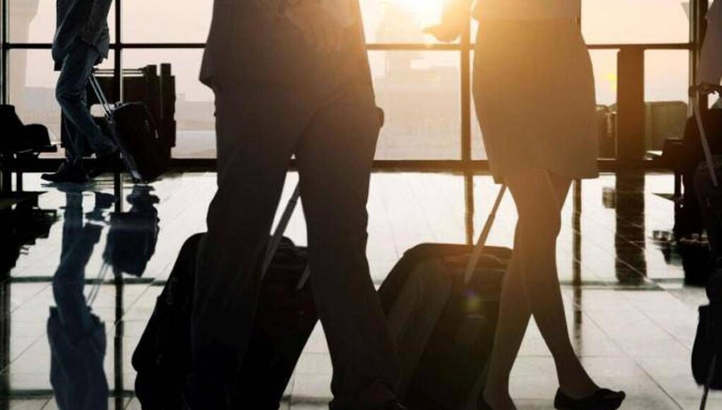 Allarme Ebola, restrizioni e controlli rafforzati negli aeroporti Usa
