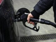 Carburanti, prezzo di benzina e diesel in rialzo: gasolio oltre i 2 euro