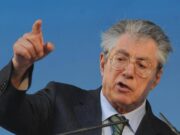 E’ morto Umberto Bossi, addio al fondatore della Lega: aveva 84 anni