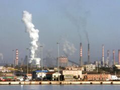 Ex Ilva, Urso: “Negoziato verso svolta. Da Arcelor Mittal azione sistematica di saccheggio”