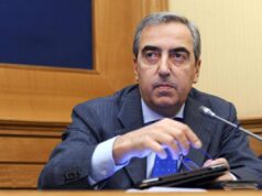 Gasparri si dimette in giornata da capogruppo di Forza Italia