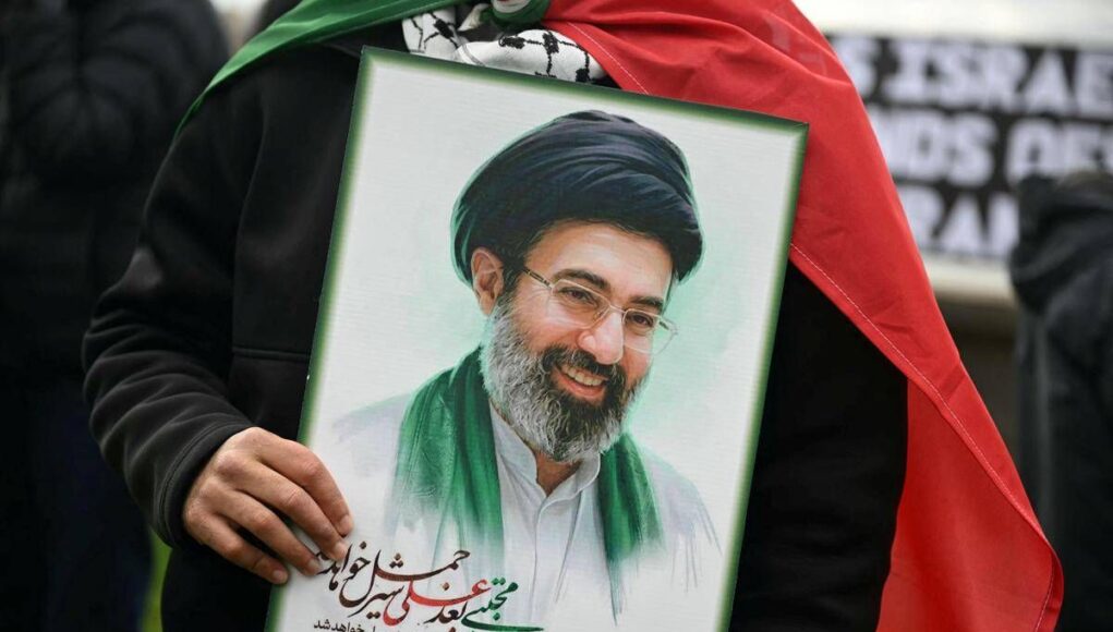 Iran, Mojtaba Khamenei a Mosca per cure? “No comment” del Cremlino