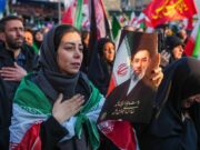 Iran, Mojtaba Khamenei rompe il silenzio: “Voglio vendetta contro Usa, lo stretto di Hormuz resterà chiuso”