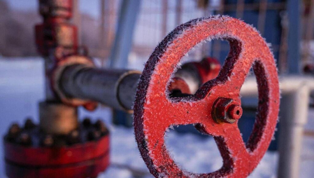 Iran, compagnie petrolifere in pressing su Trump: “Crisi rischia di aggravarsi”