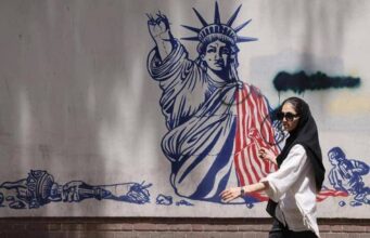 Israele bombarda il Libano, Iran valuta stop alla tregua. Trump: “Scaramucce”