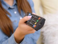 L’ansia da guerra fa volare gli ascolti tv notturni, boom per notizie e film horror