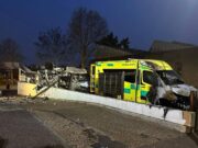 Londra, date alle fiamme ambulanze di organizzazione ebraica. Starmer: “Sconvolgente incendio a sfondo antisemita”