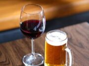 Meglio un bicchiere di vino o uno di birra? Lo studio e gli effetti sul cuore
