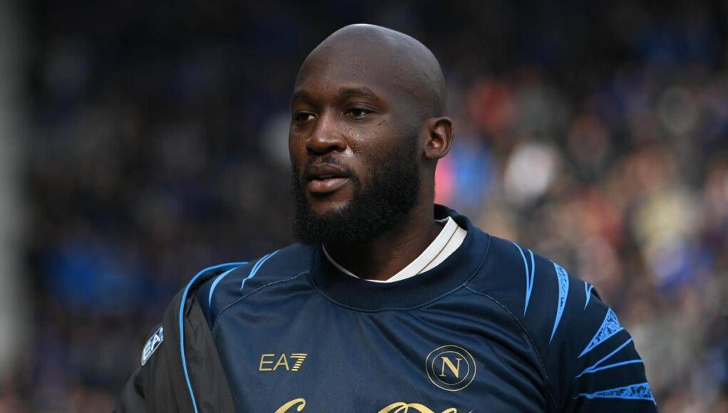 Napoli, Lukaku fuori rosa? L’attaccante non si presenta all’allenamento, il club: “Valutiamo provvedimenti”