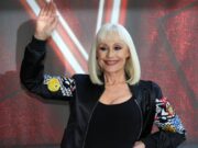 Raffaella Carrà, spunta il figlio adottivo segreto: è l’ex segretario e manager