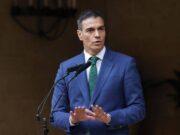 Spagna approva regolarizzazione di circa 500mila migranti senza documenti