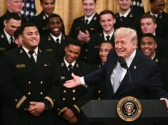 Stretto di Hormuz, Trump prepara fase 2 con navi e marines. Londra concede basi agli Usa