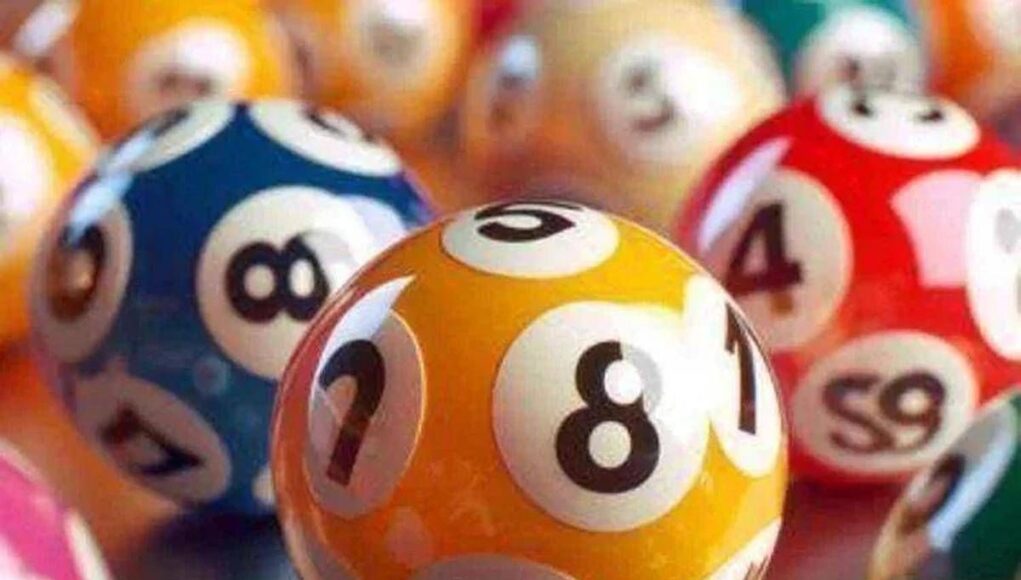 SuperEnalotto, numeri combinazione vincente sabato 28 marzo