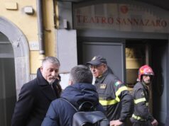 Teatro Sannazaro distrutto, Giuli: “Lo compra lo Stato”