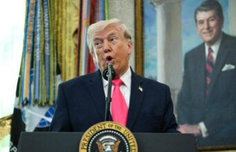 Trump: “Iran ha mandato un regalo, vuole accordo”. Teheran smentisce negoziati