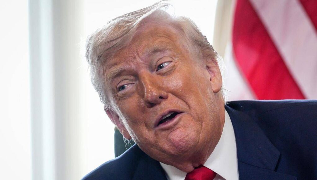 Trump e la reazione al report degli 007: “Mojtaba Khamenei probabilmente è gay”