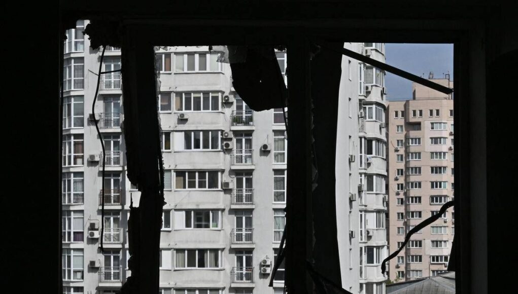 Ucraina, pioggia di dron su Kiev: esplosioni in città. Russia abbatte 38 velivoli diretti a Mosca