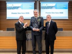 Università Campus Bio-Medico Roma, premio Sine Cura al generale Andrea De Gennaro