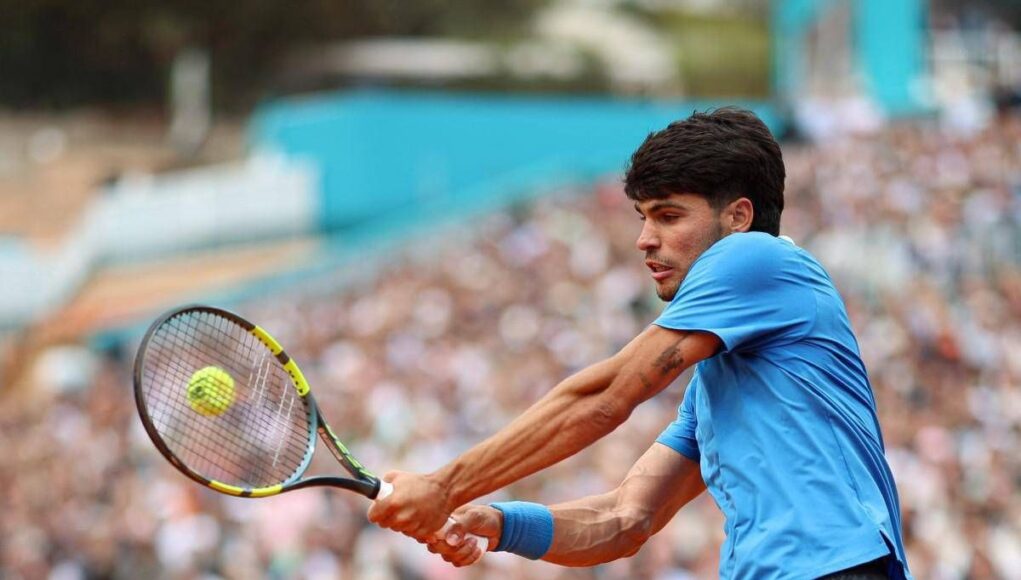 Alcaraz si ritira da Barcellona, Sinner allunga al numero 1. Come cambia ranking