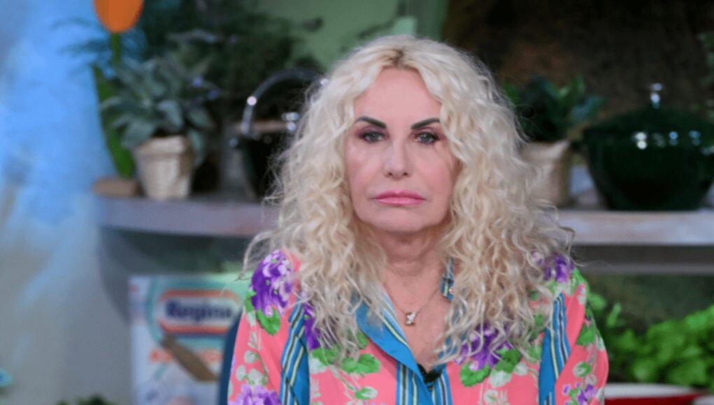 Antonella Clerici, la rabbia e lo sfogo a È sempre mezzogiorno: cosa è successo